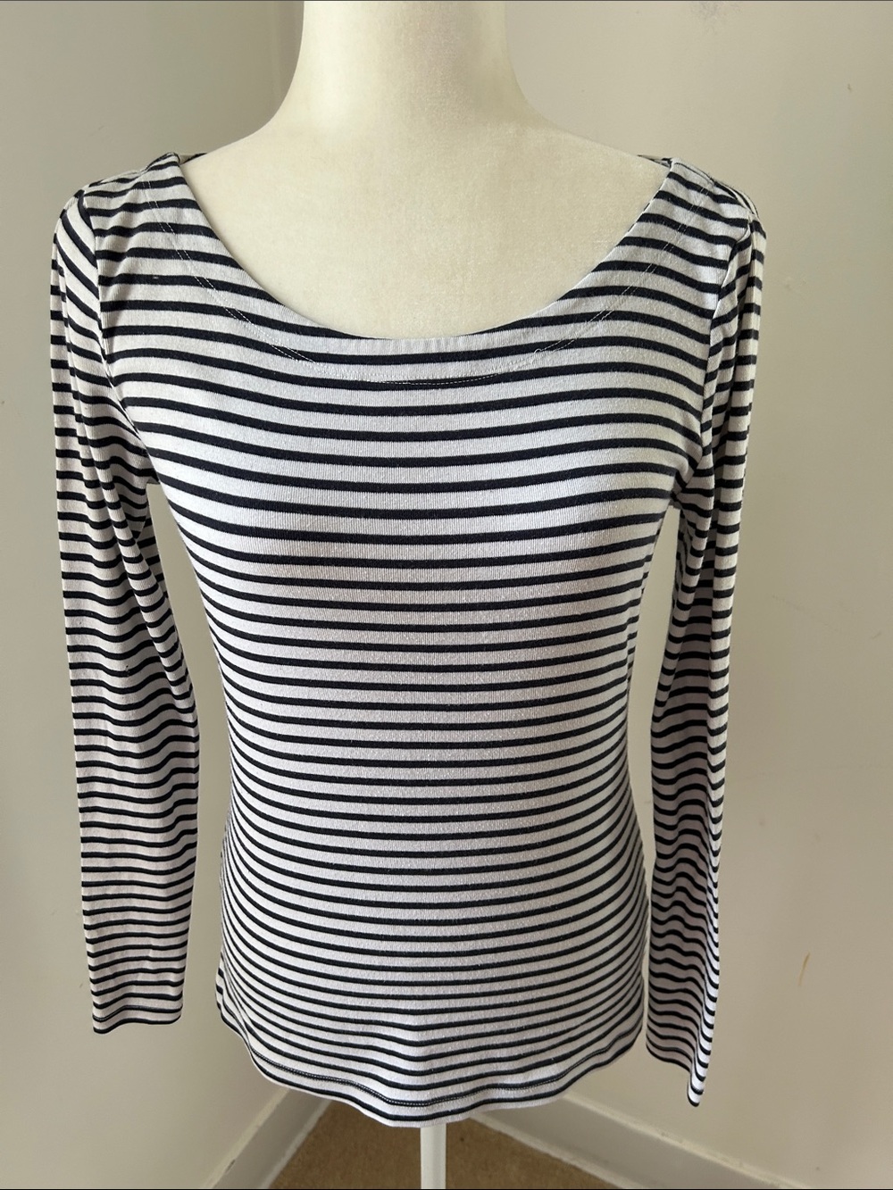 Banana Republic  Navy and White Striped Long-Sleeve Top sz XS